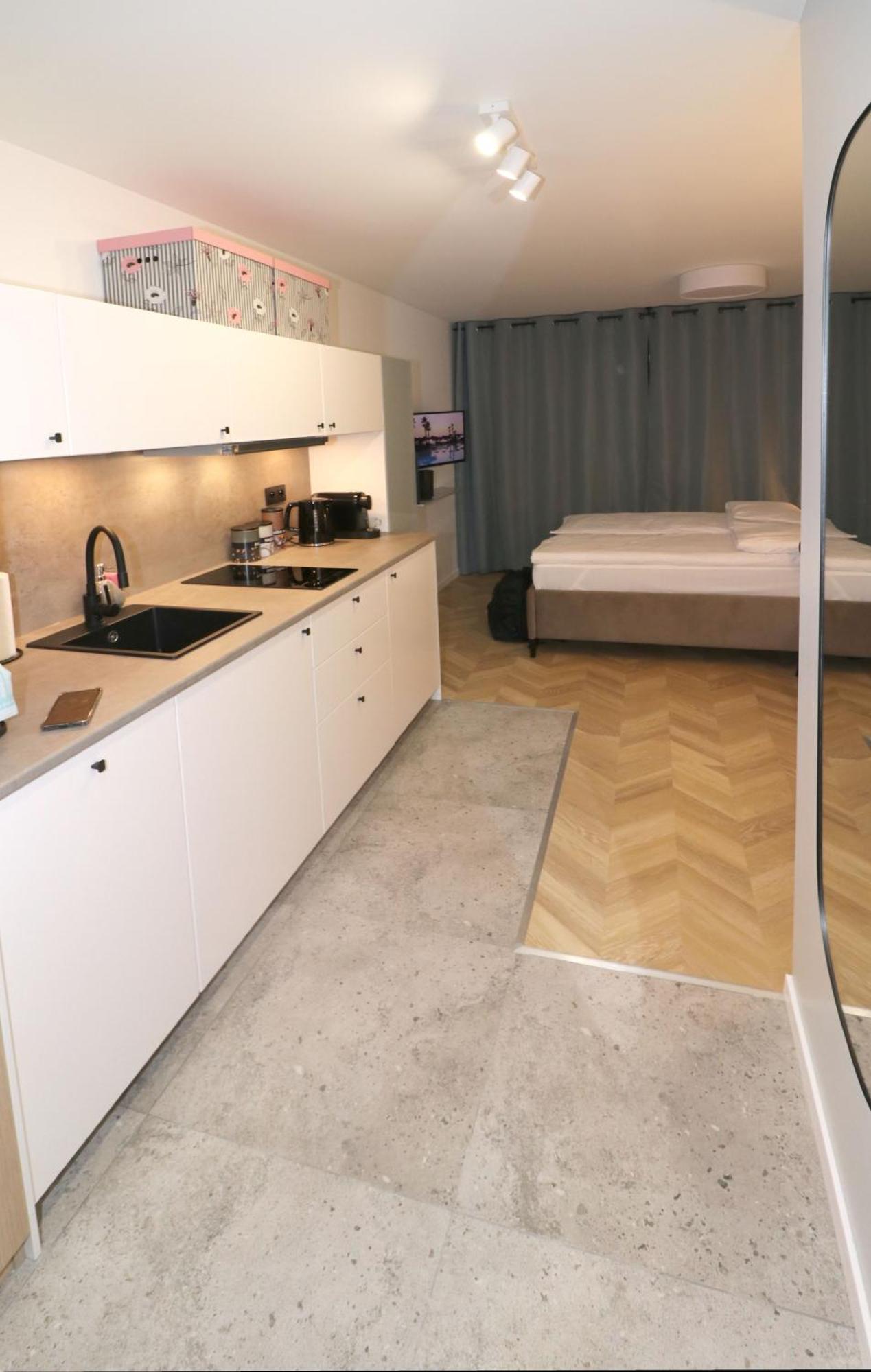 Falcon Apartment Center 4 Metro Swietokrzyska Varsavia Esterno foto